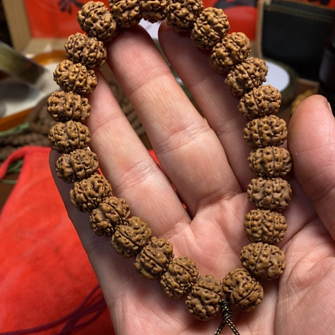 手串金刚菩提红方印桩高差5