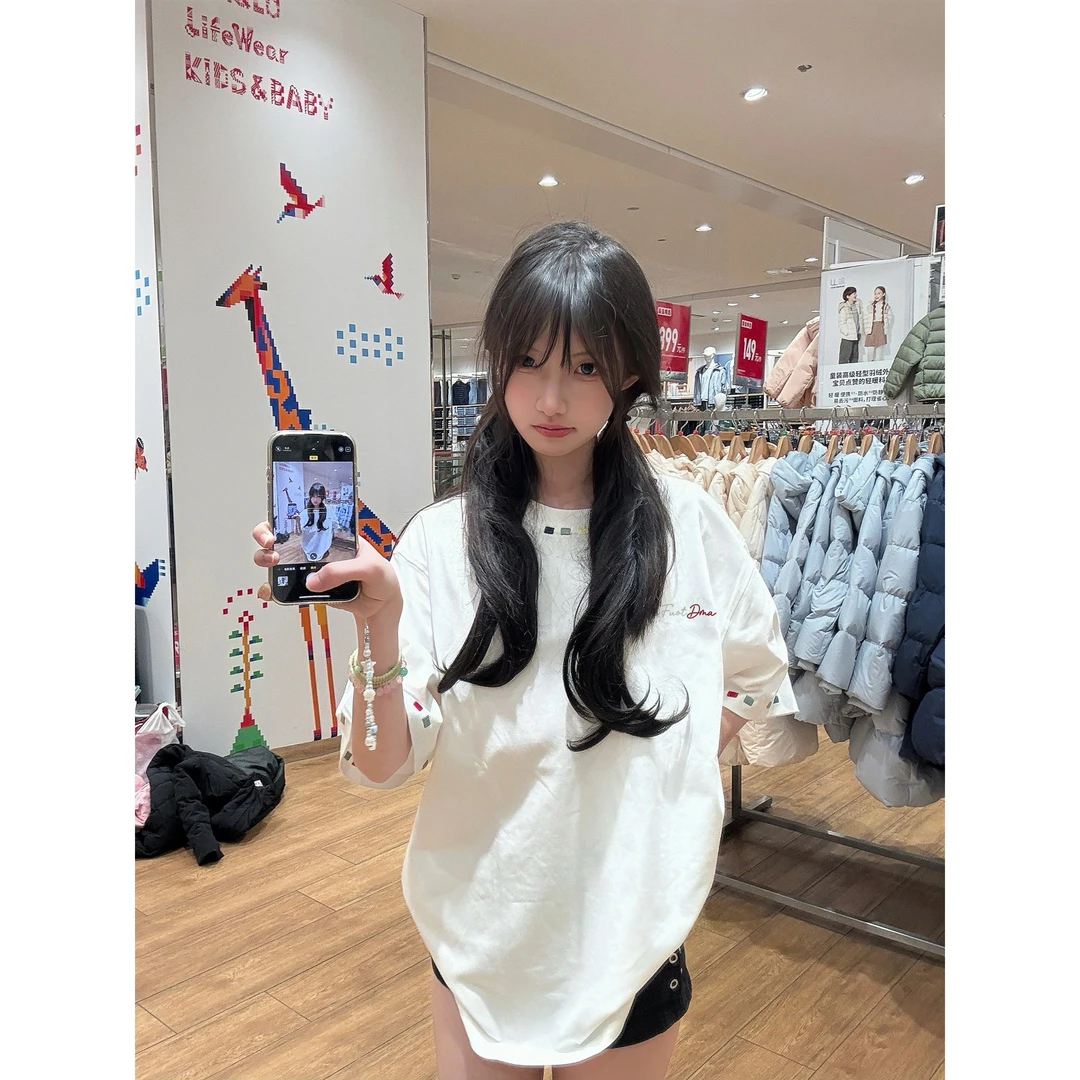 夏季穿搭新款刺绣圆领短袖t恤女百搭休闲时尚小众设计感纯棉上衣