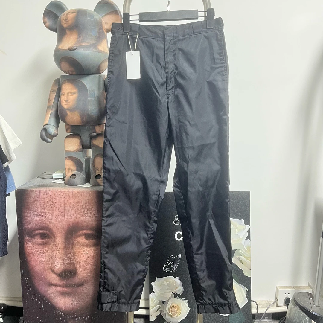99新 Prada/普拉达 钢标尼龙长裤N1513尺码：46裤长102腰围37