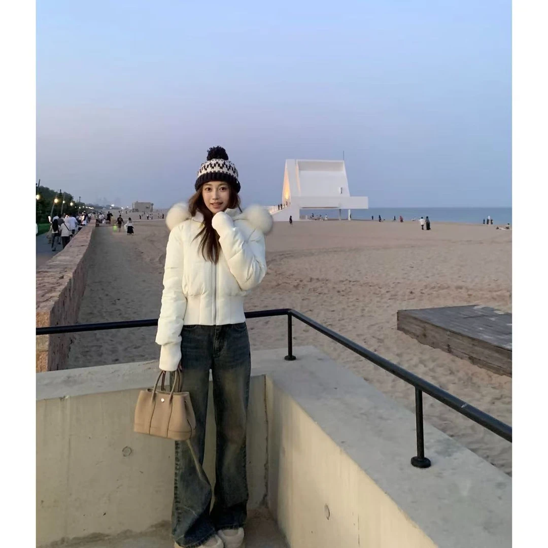 徐秋阳   白雪女孩  冬季新款百搭时尚休闲显瘦显白羽绒衣X6889