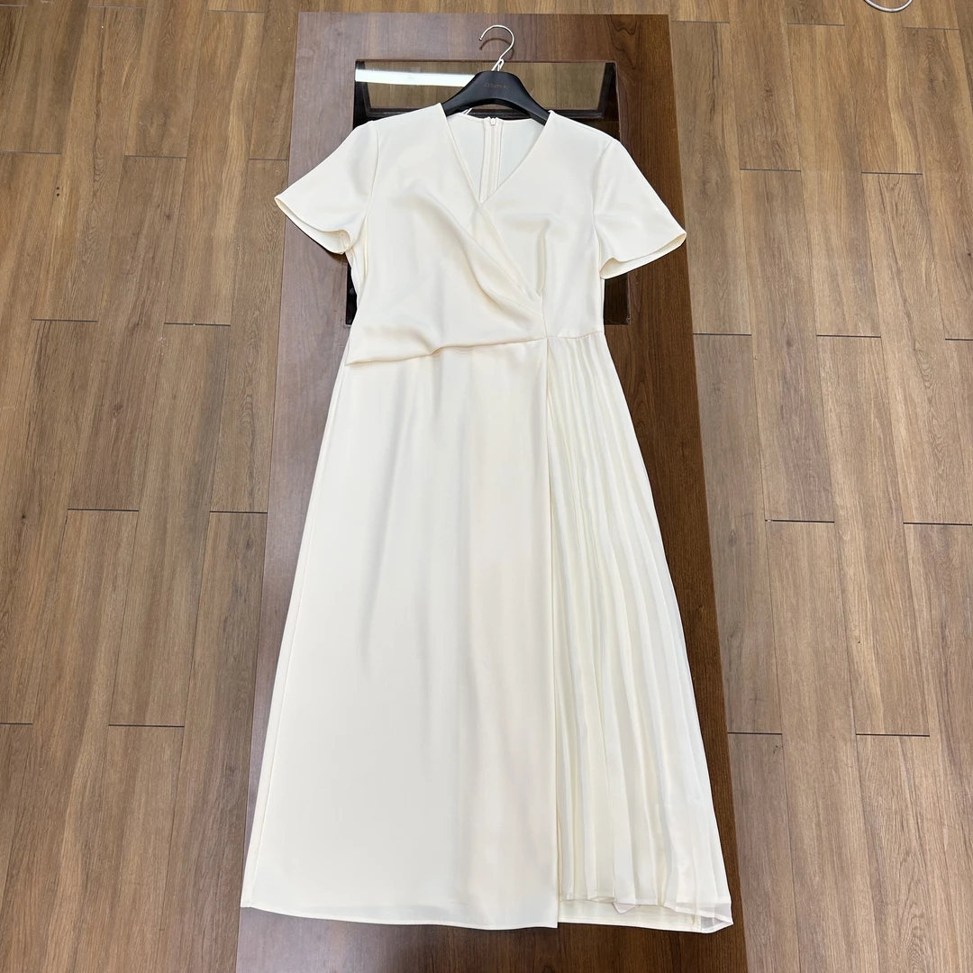 25SS ins风高腰A字裙夏季长裙连衣裙显瘦米白色长款针织24L0512