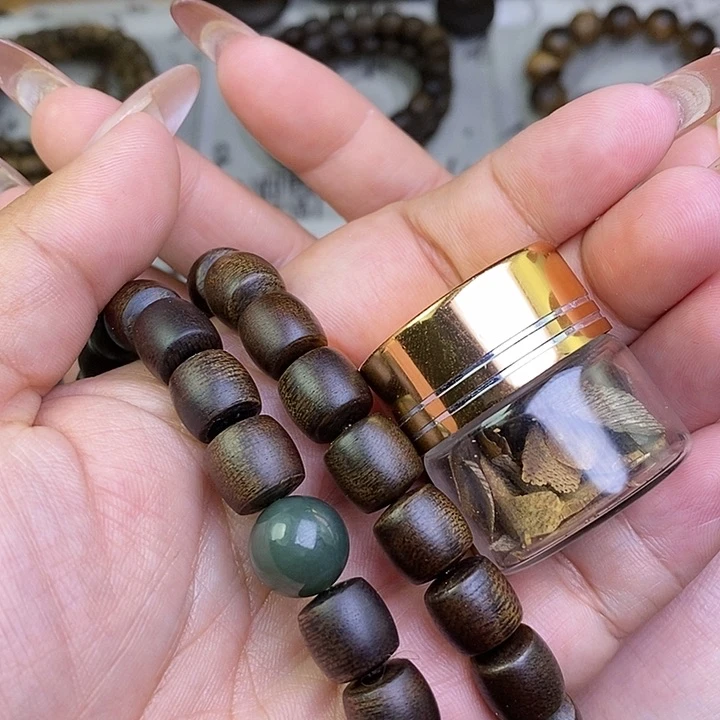 沉香沉香碎屑小*哥越南芽庄白棋楠1.0桶珠