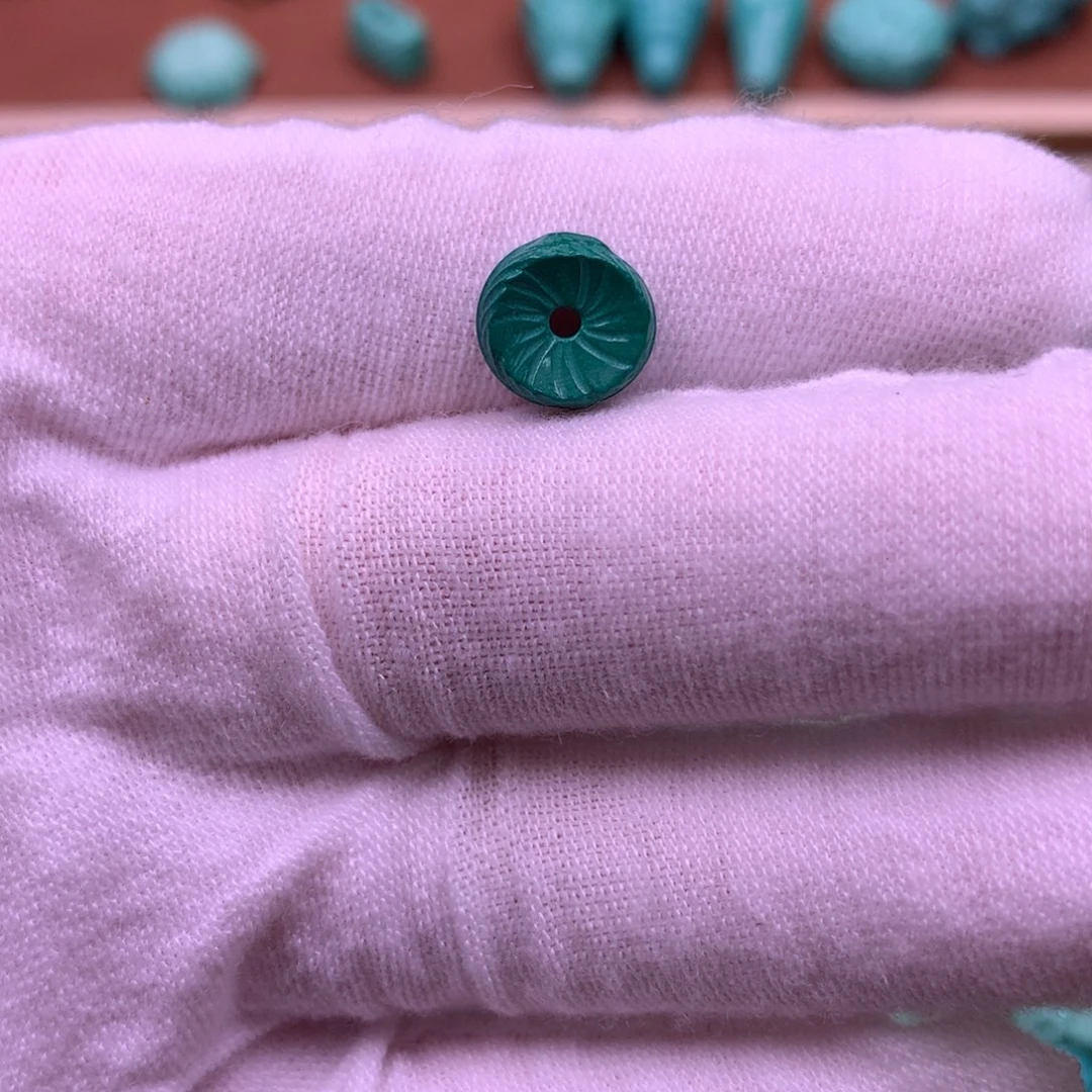 原生态散珠配珠羽毛扣卡10
