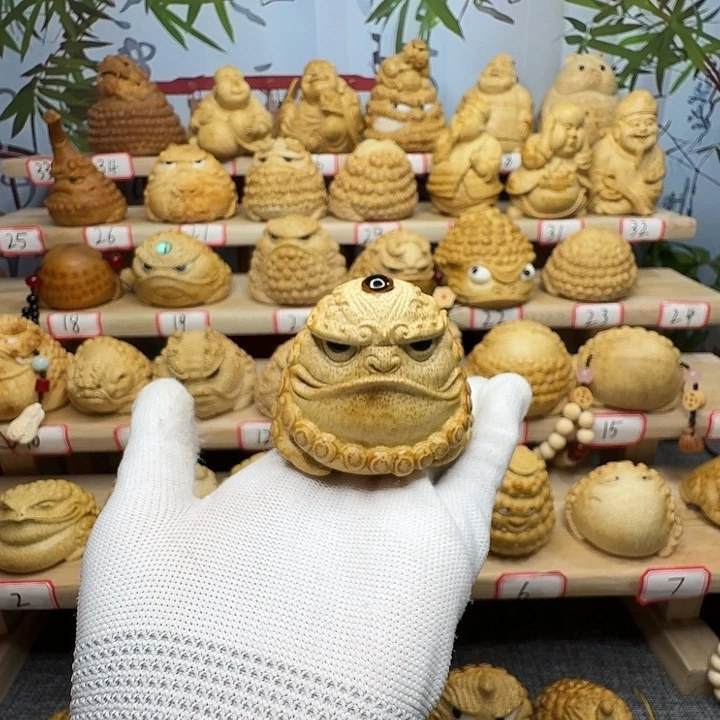 竹手工竹根雕三眼金蟾