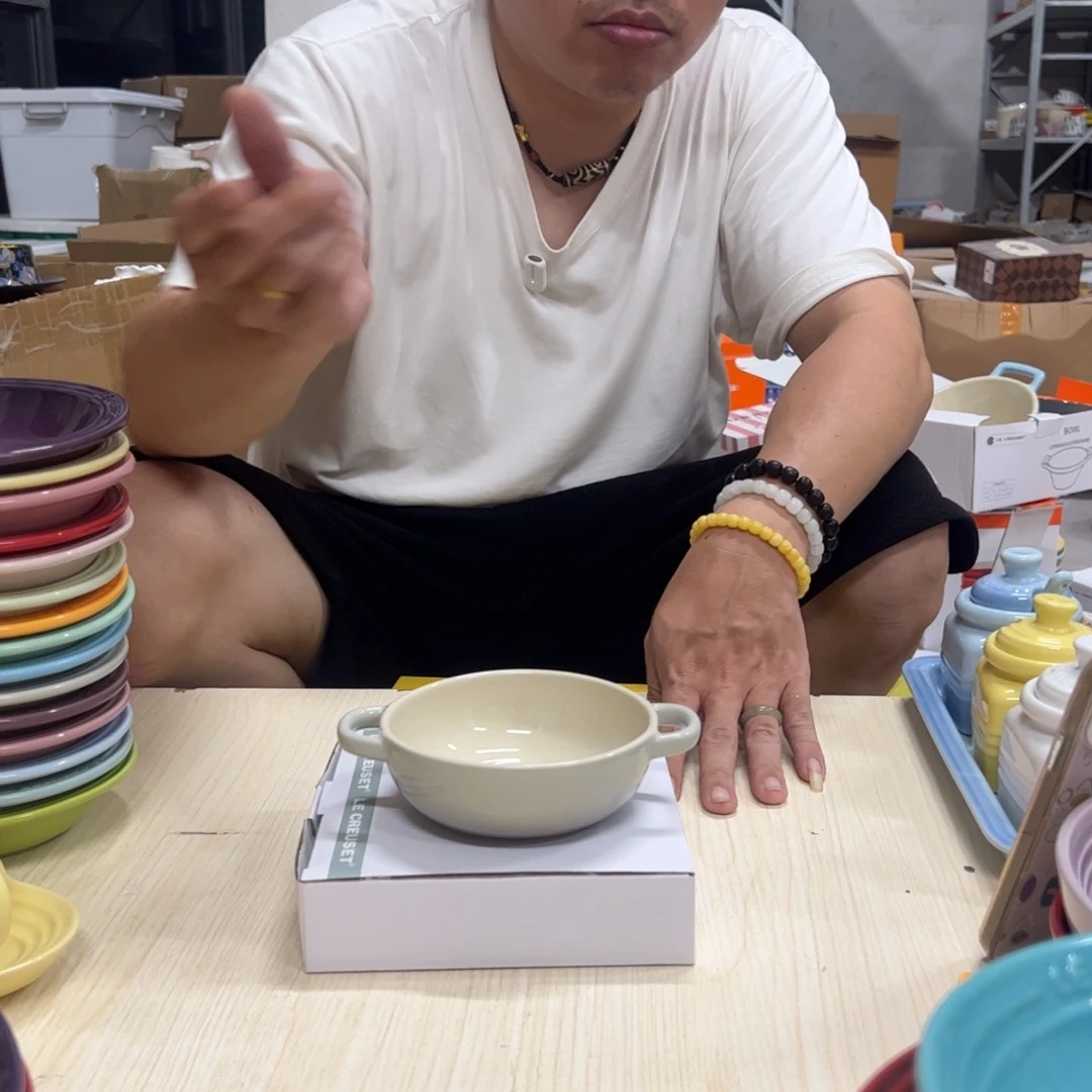 小姐姐家瓷器好漂亮豆蔻色星星炖盅