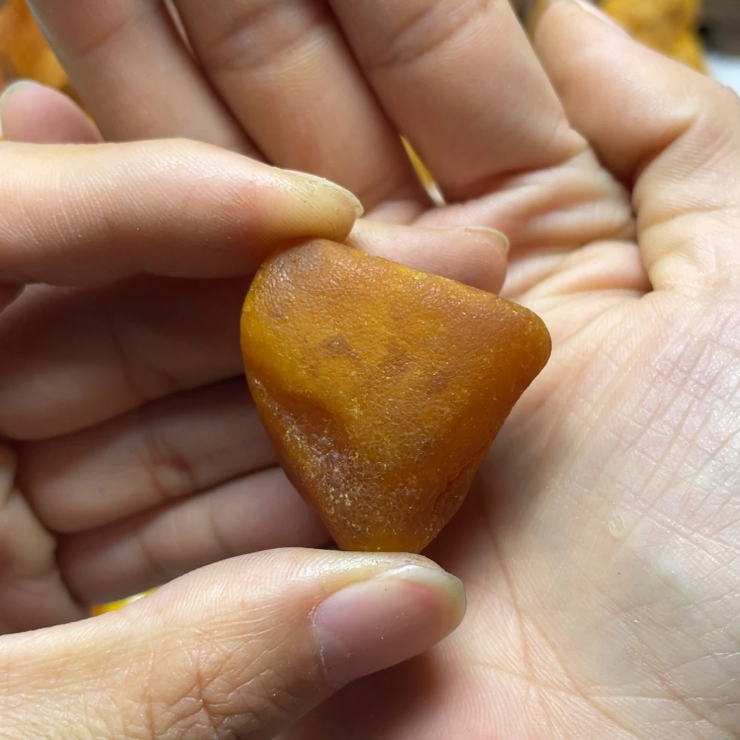 定制琥珀未镶嵌洛*琥珀蜜蜡爱心