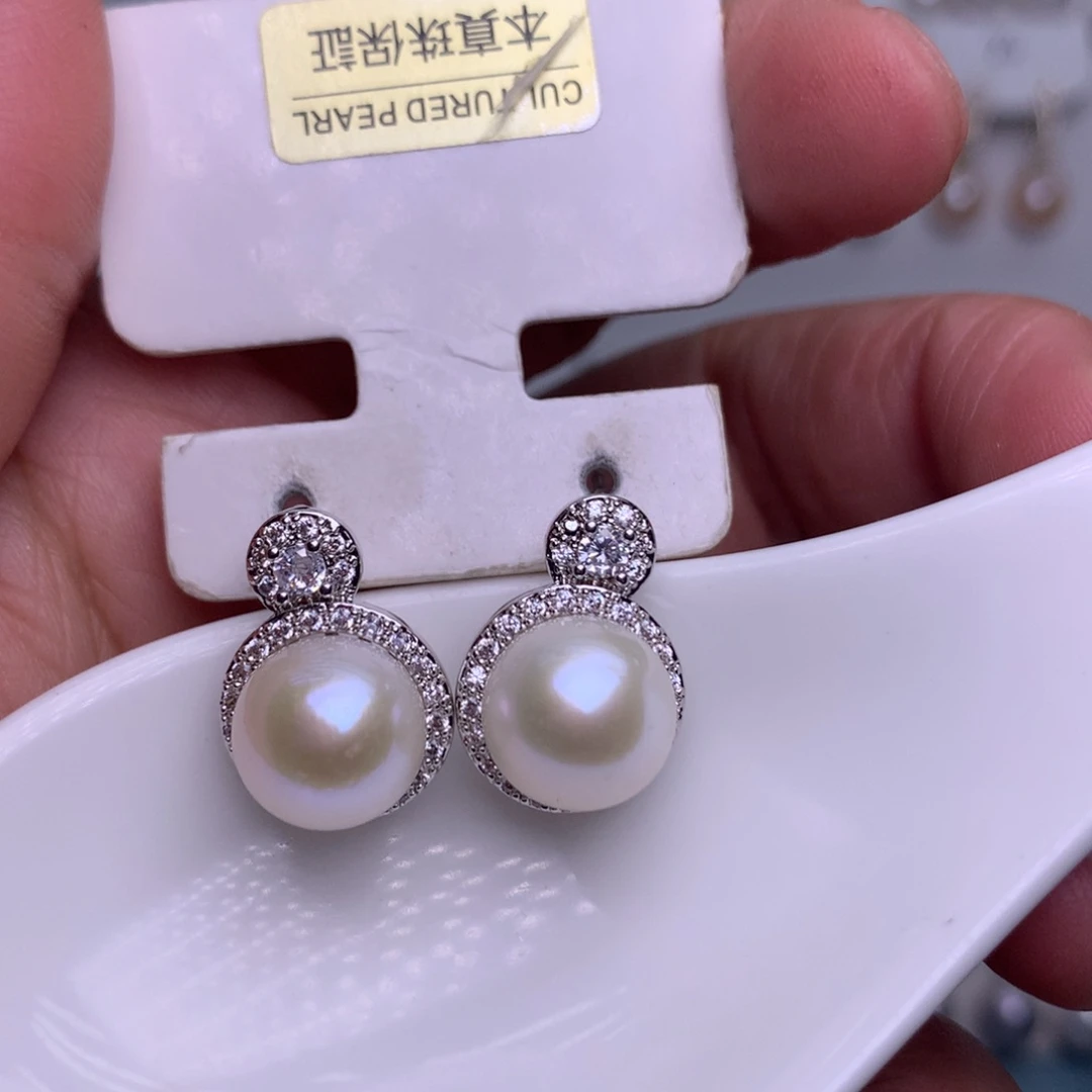 未镶嵌耳饰淡水珍珠