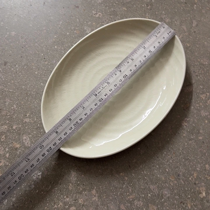 陶瓷羽毛9.5寸椭圆盘