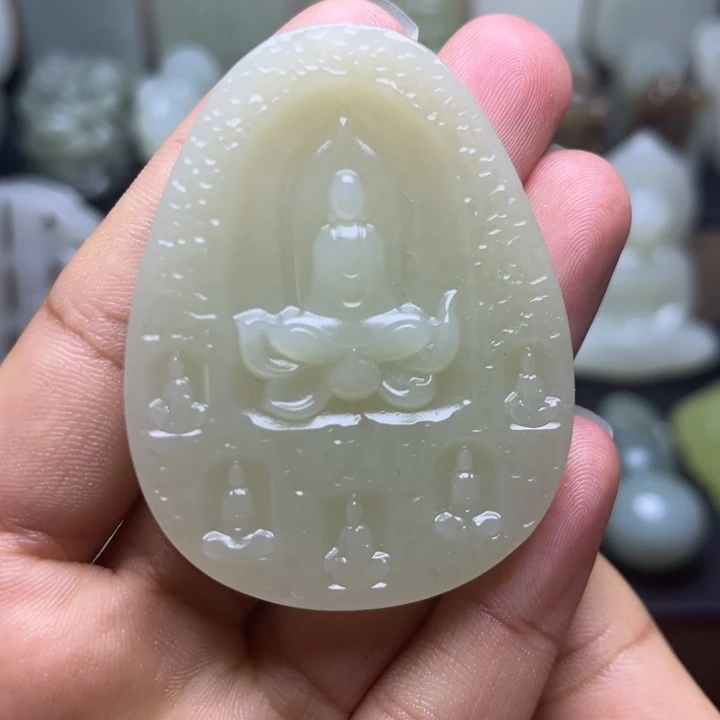 和田玉未镶嵌颈饰