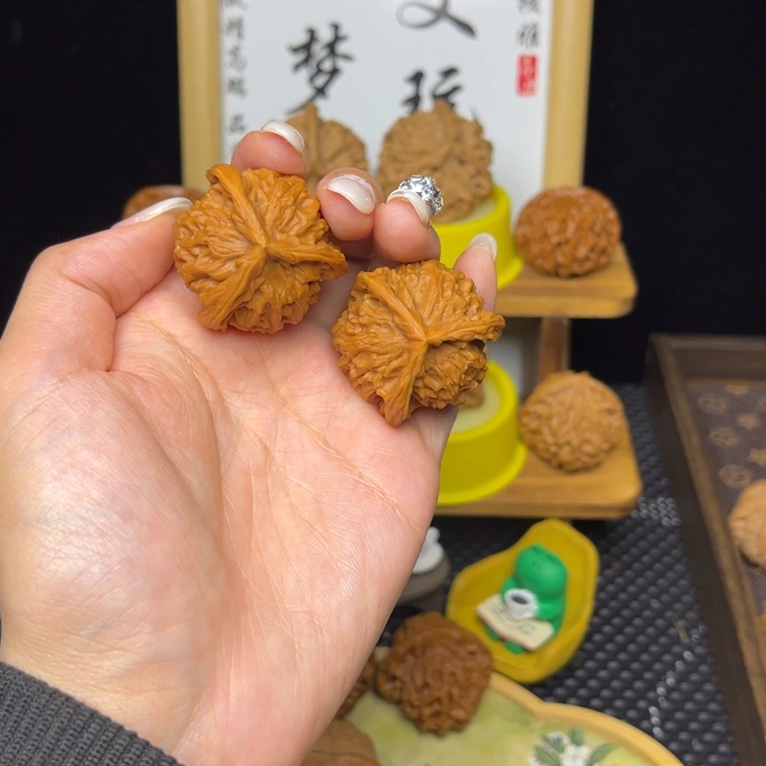 游***子吊坠文玩核桃盘山三棱35打底