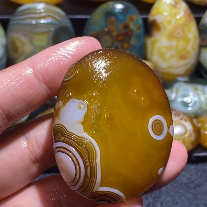 玛瑙/玉髓未镶嵌珠宝奇石195