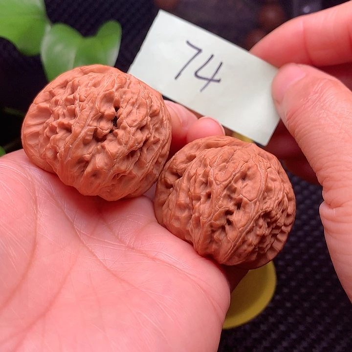 【闪购商品】把件文玩核桃40.5闷白74