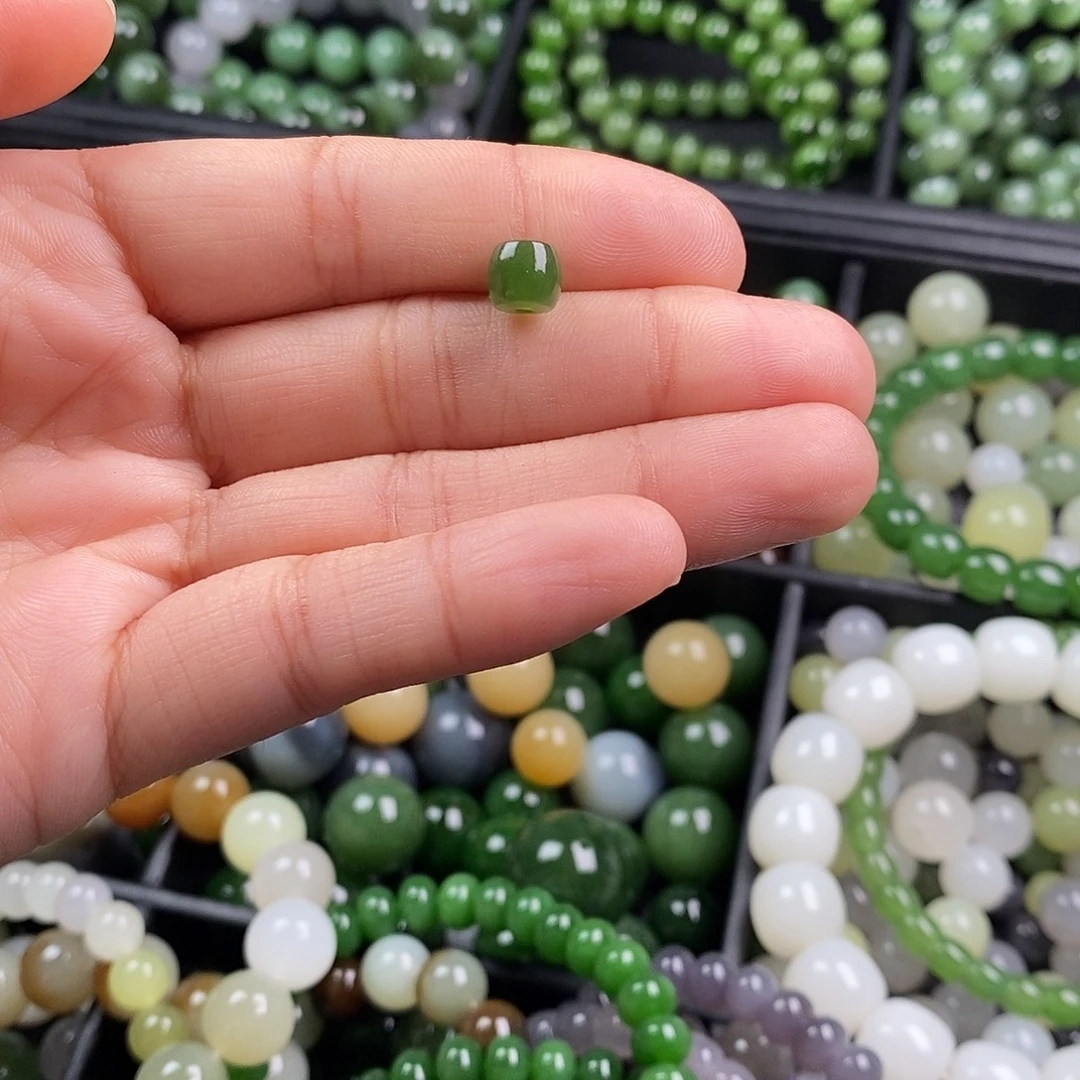 和田玉（碧玉）未镶嵌珠宝半成品