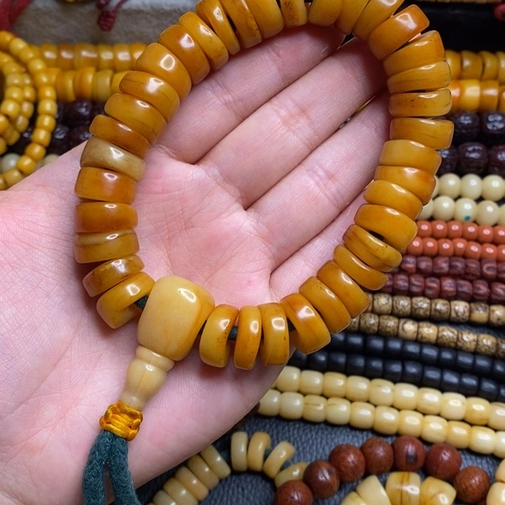 藏传文玩牛牛手持漏价出