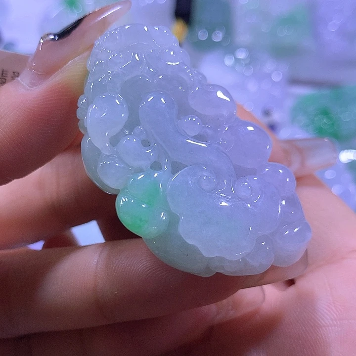 颈饰未镶嵌翡翠天然翡翠A货吊坠
