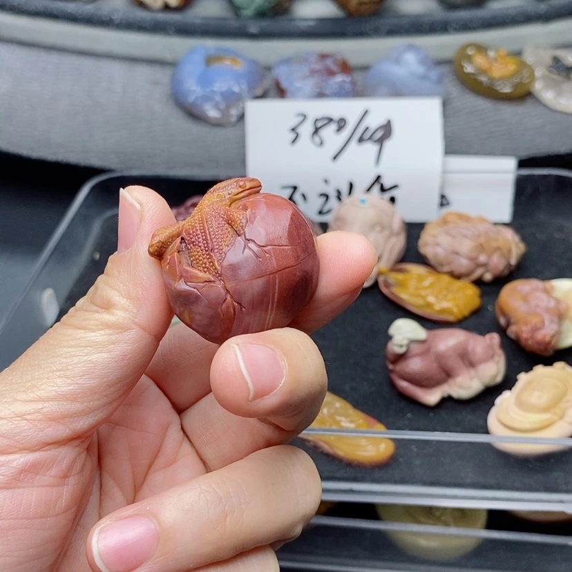 【闪购商品】定制石英质玉吊坠未镶嵌