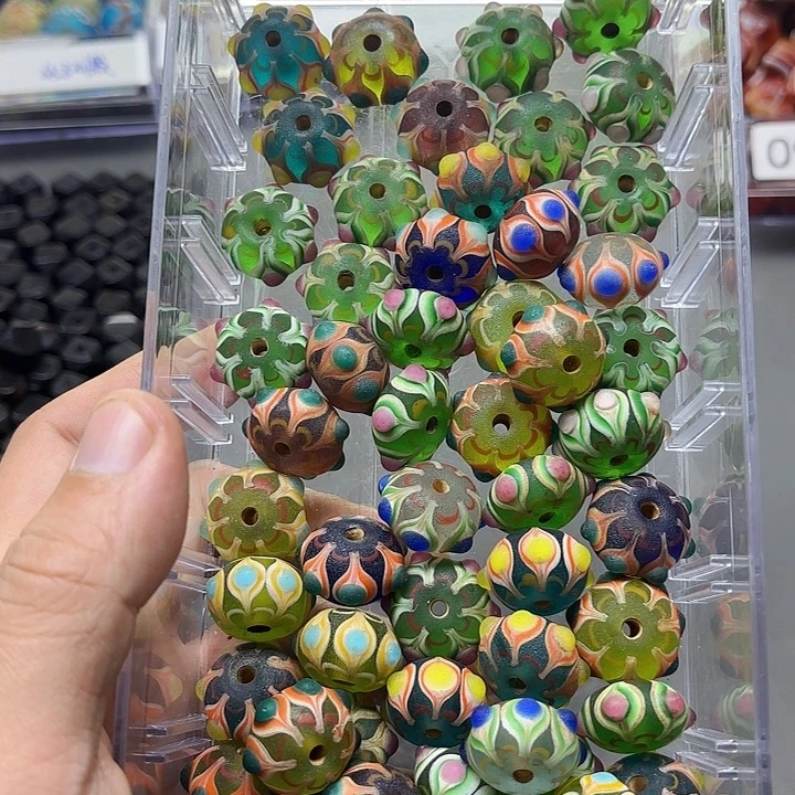 琉璃颈饰琉璃琉璃