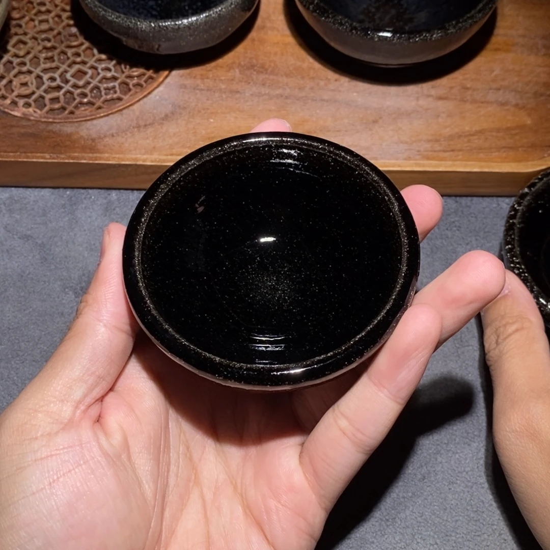 二***木茶盏春花秋月何时了