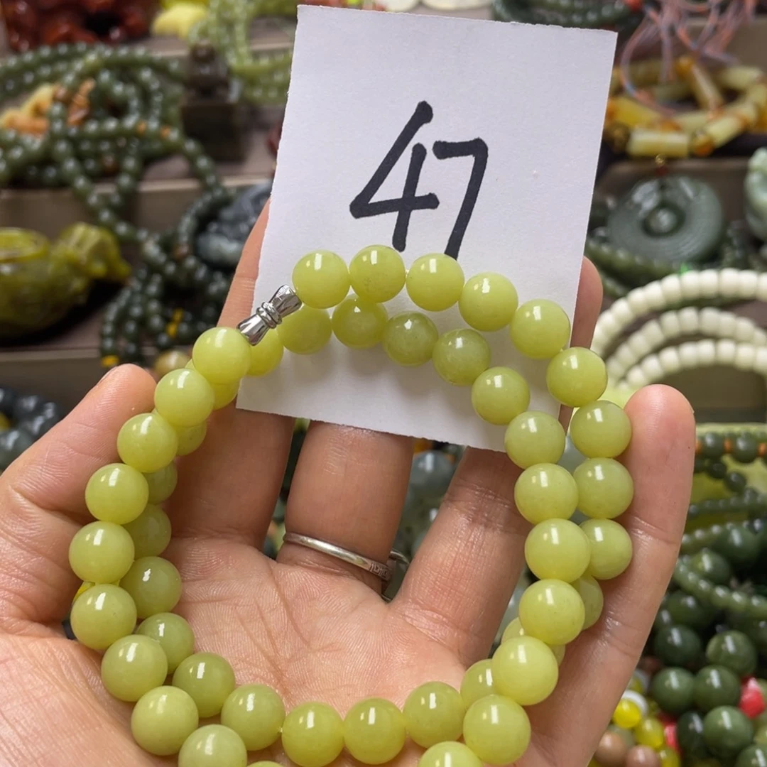 未镶嵌蛇纹石玉手链