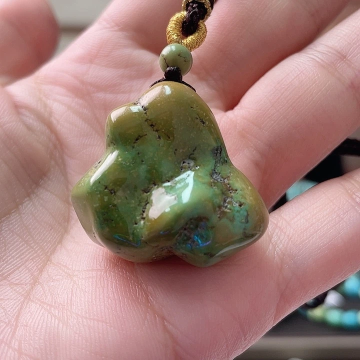 未镶嵌绿松石珠宝奇石