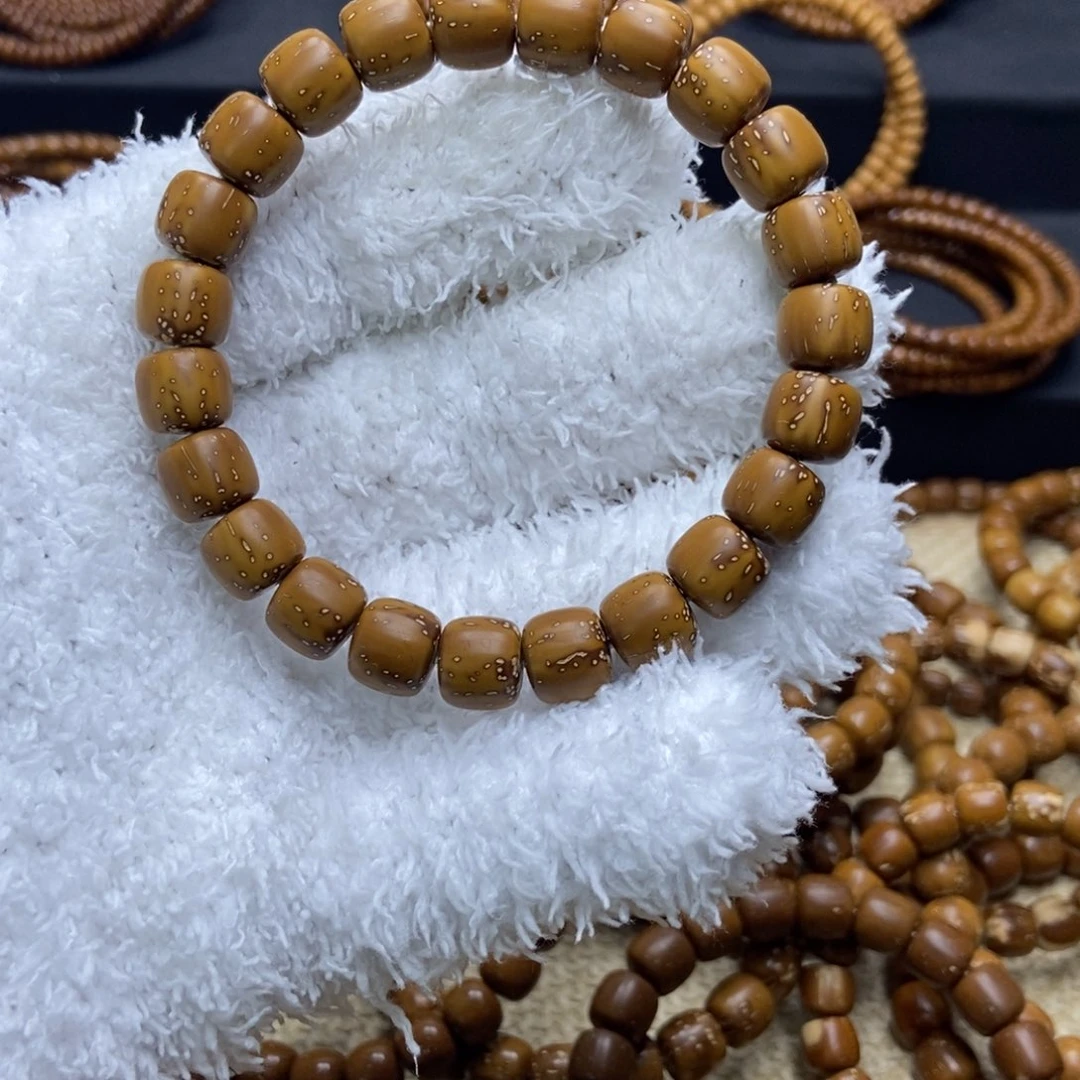 紫金鼠手串实心老型卡10.3眼有瑕