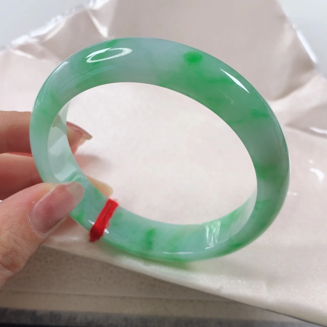 未镶嵌手镯翡翠 正圈②⑧①⭐⭐⭐⭐⭐强烈推荐