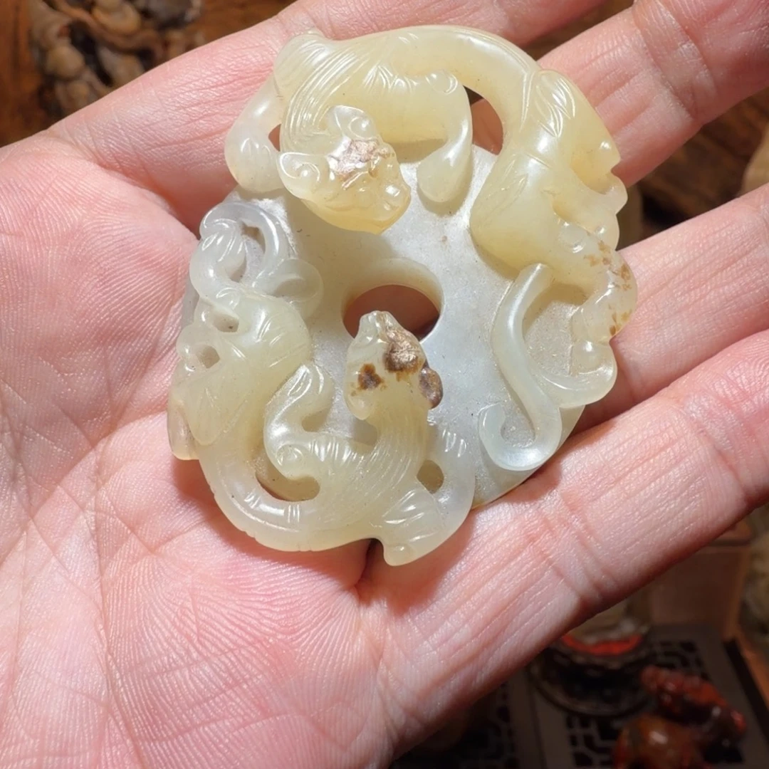 汲***俺和田玉未镶嵌挂件