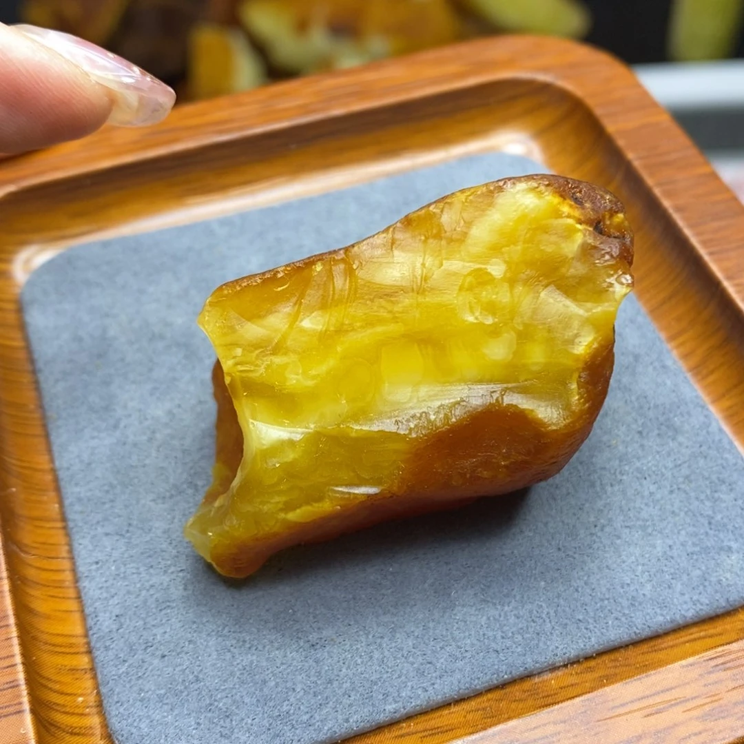 定制琥珀未镶嵌南***梅胖