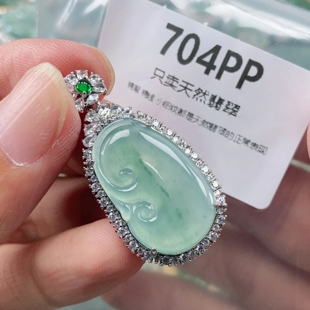 【闪购商品】颈饰未镶嵌翡翠