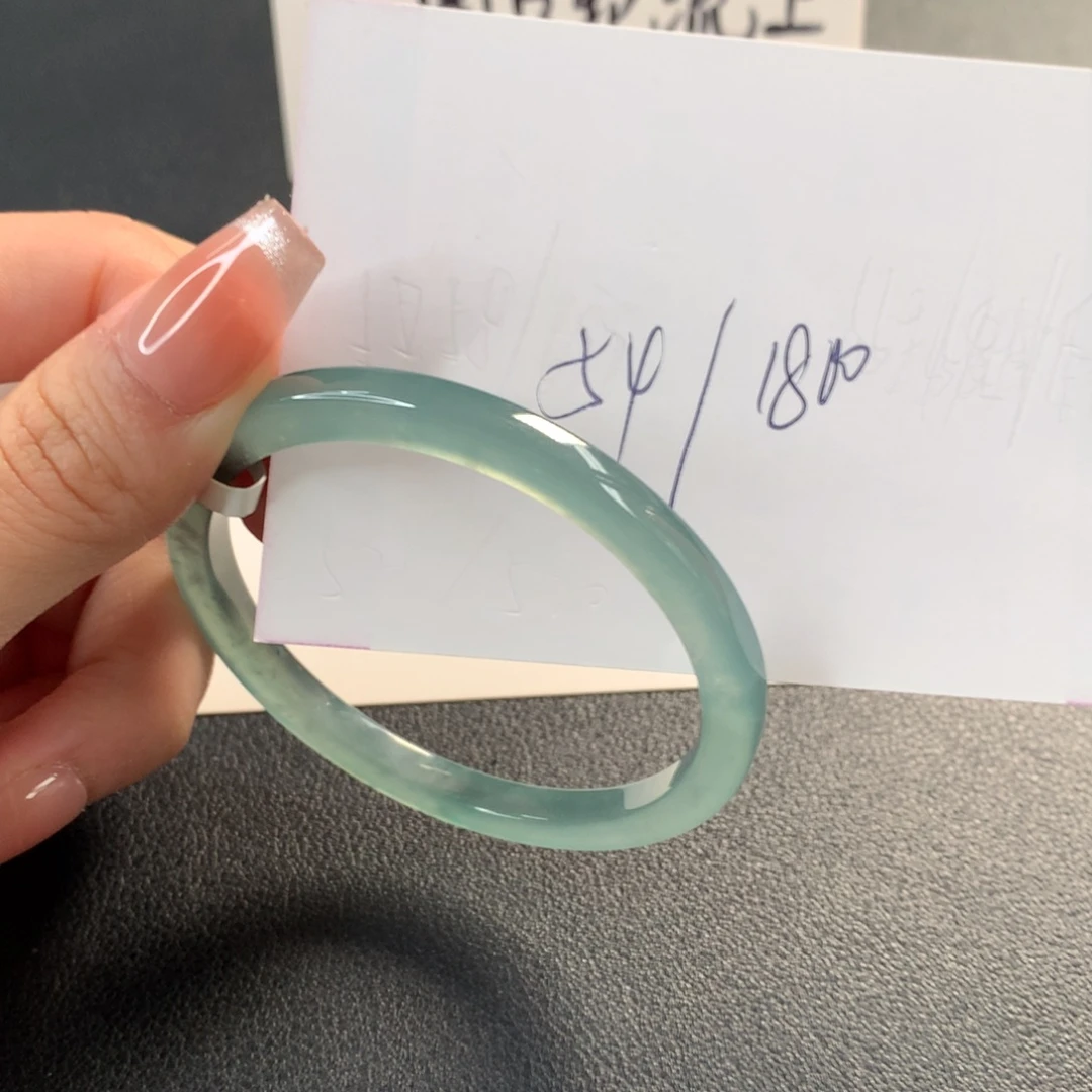 翡翠未镶嵌手镯手镯