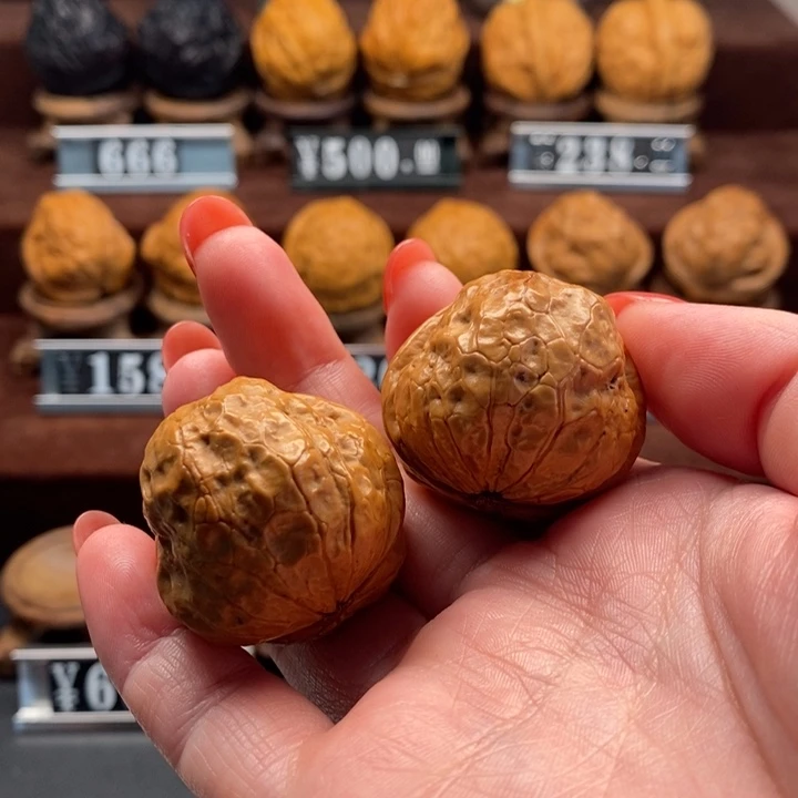 文玩核桃把件双**士帝王蟾