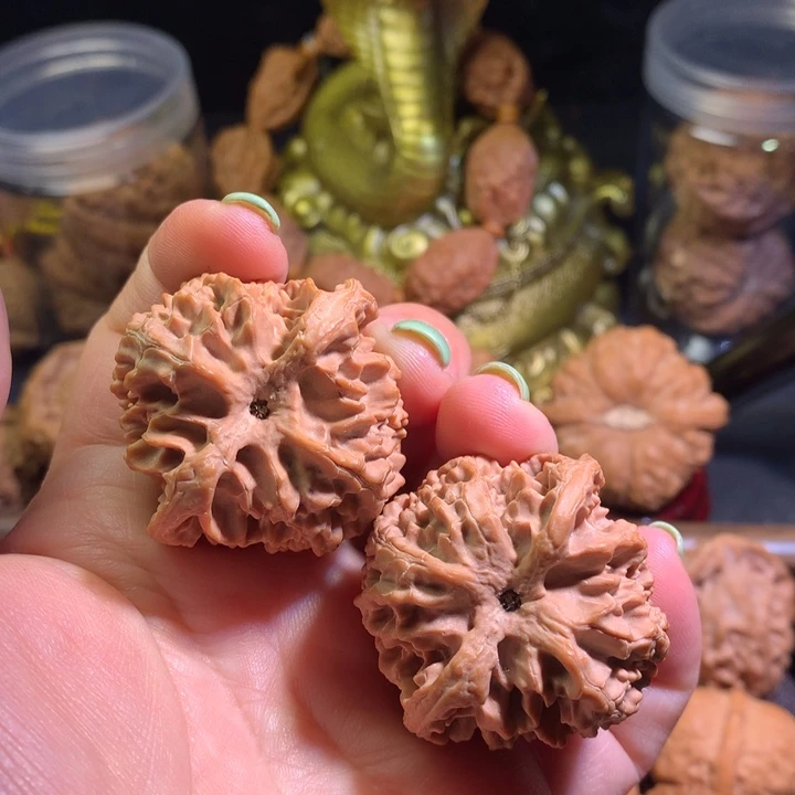 文玩核桃吊坠41尺苹果园