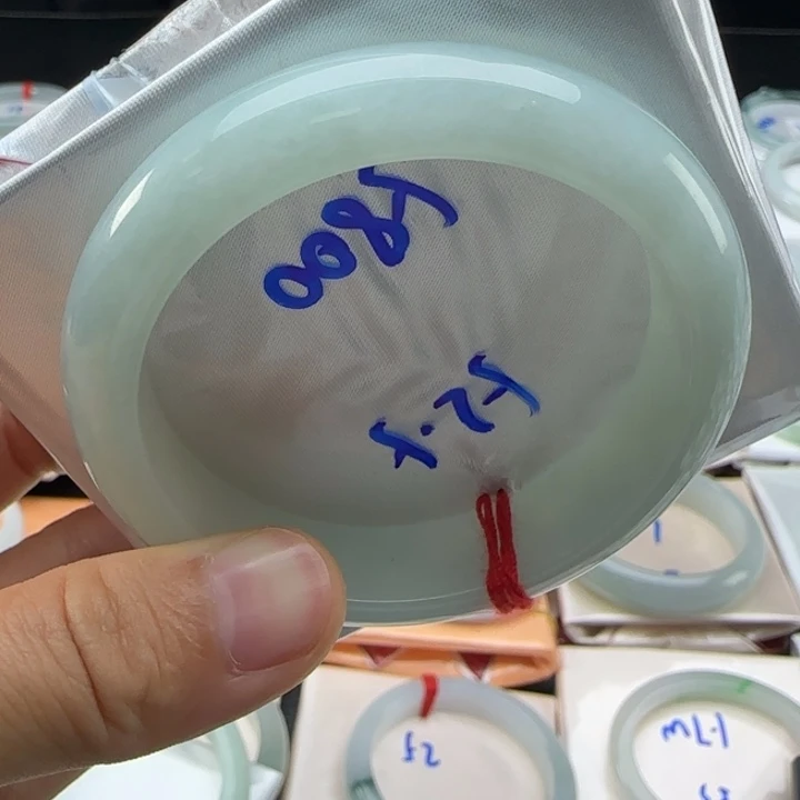 未镶嵌手镯翡翠翡翠手镯