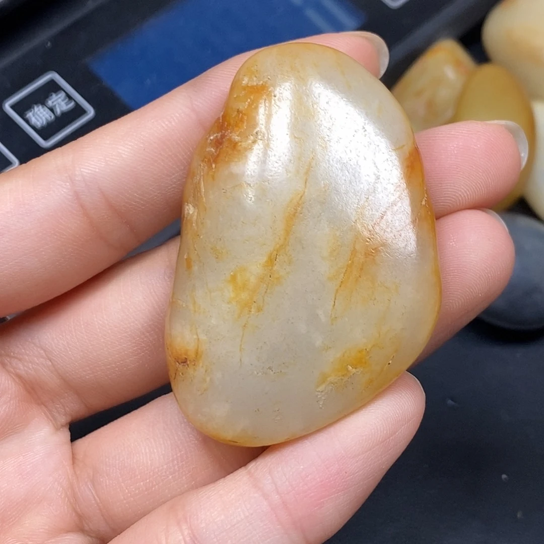 和田玉（糖玉）未镶嵌挂件