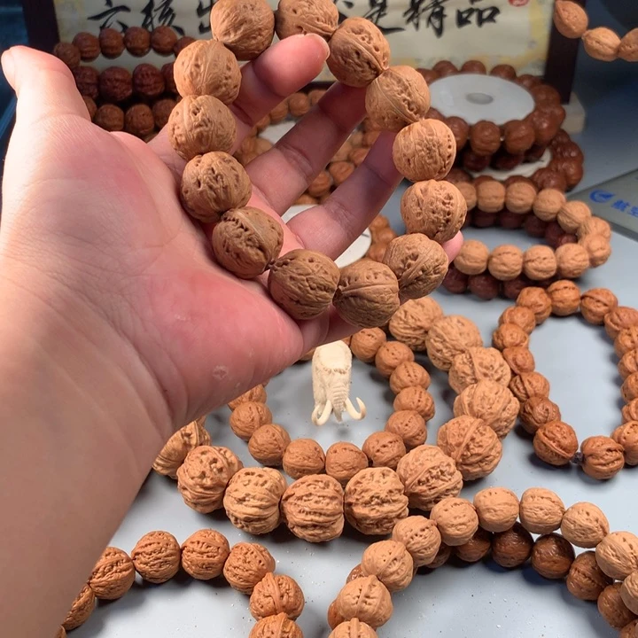 路***海文玩核桃吊坠仙桃
