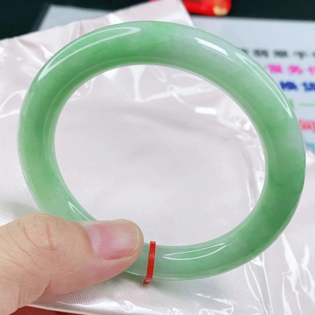 未镶嵌手镯翡翠56.3圈口圆条