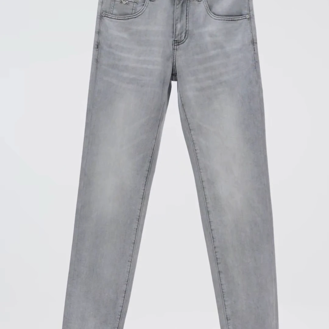 若晴商贸 2025春夏新款轻奢浅灰色男牛仔裤高端洗水修身小直筒裤