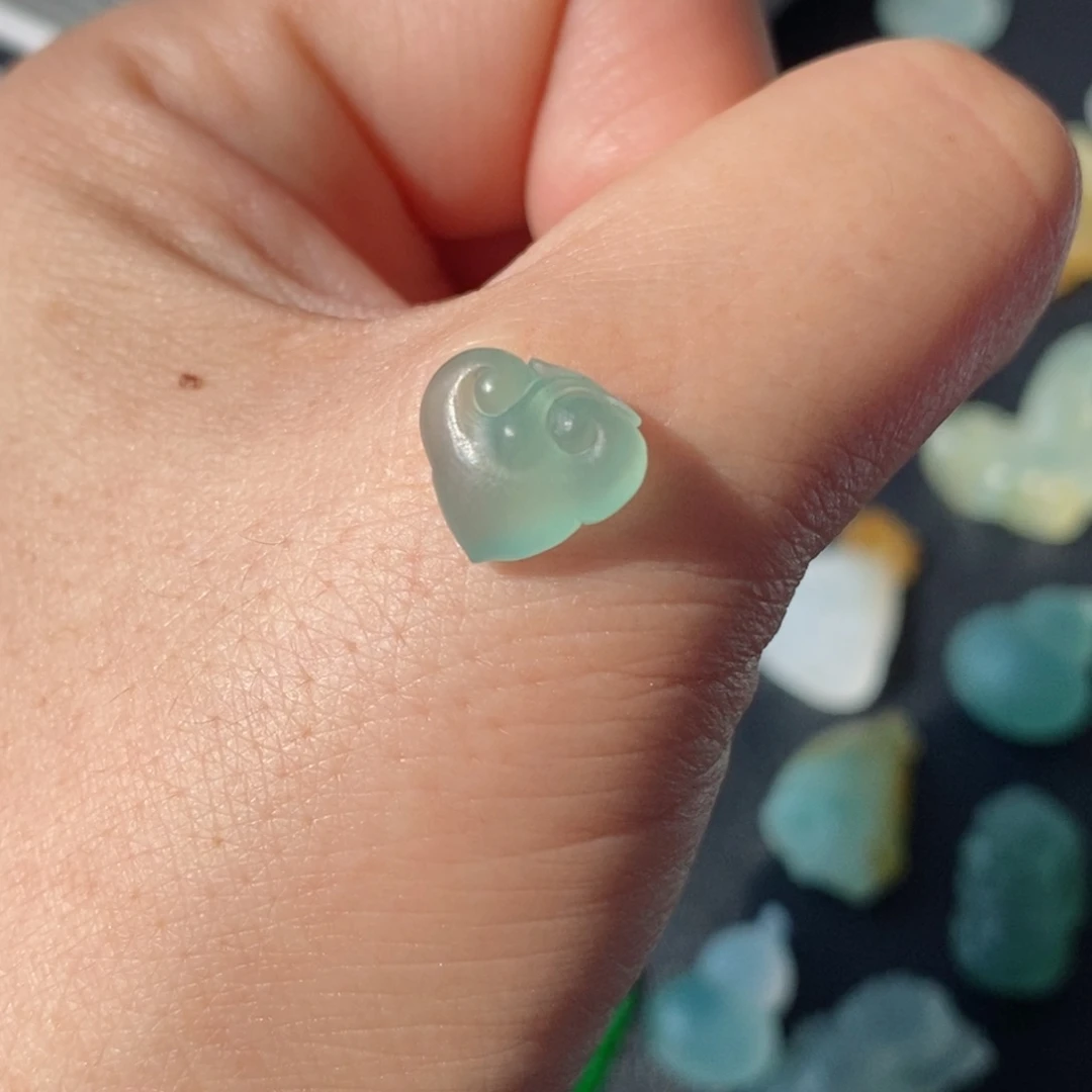 定制翡翠未镶嵌如意锁