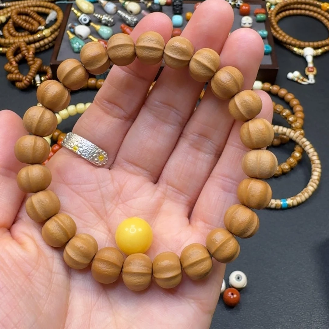 猴头核桃吊坠红红火火恍恍惚惚