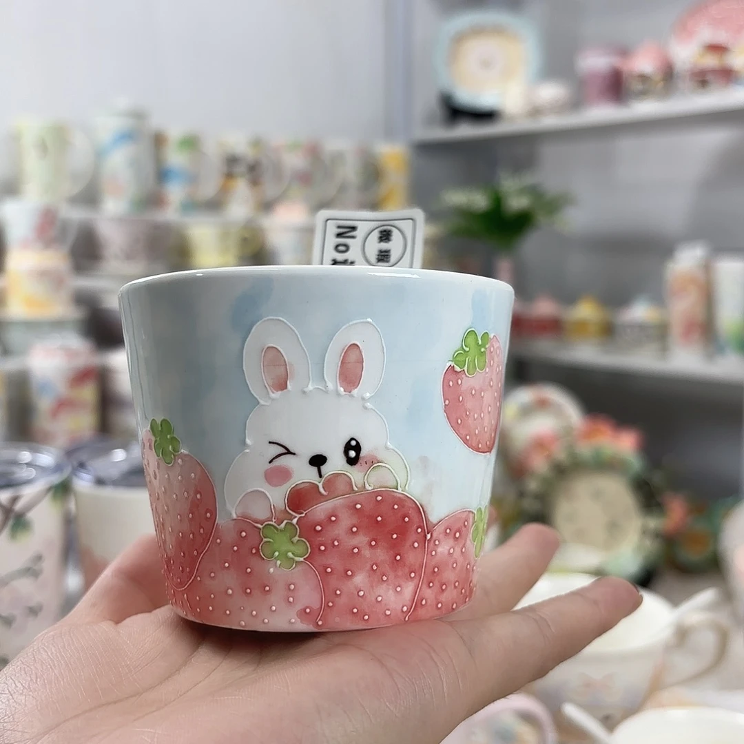 手绘高温釉下彩陶瓷
