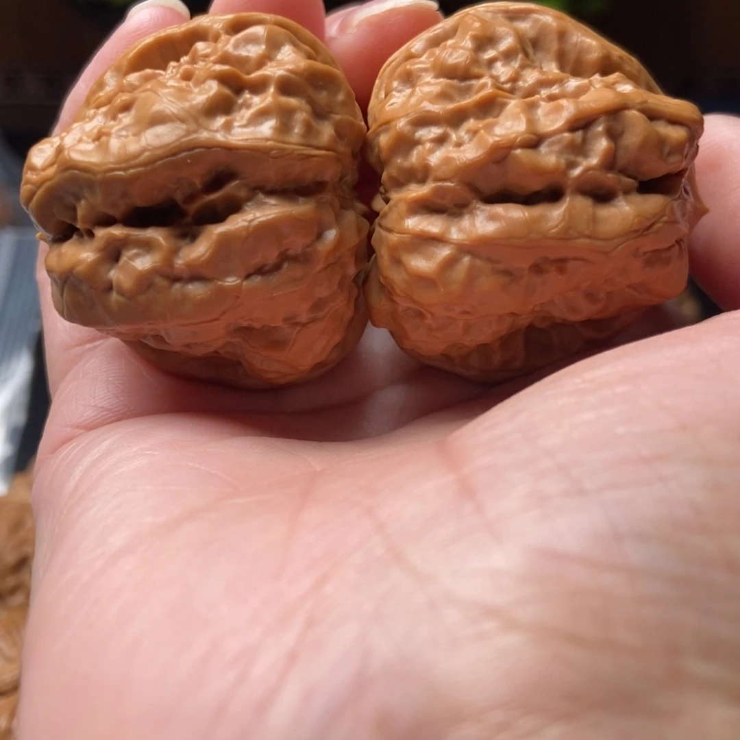 文玩核桃把件蛤蟆头40