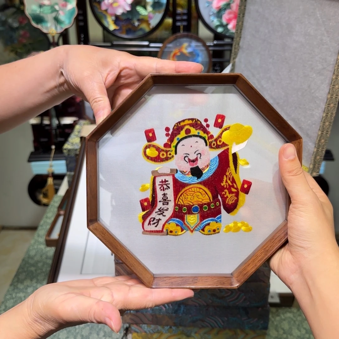 刺绣刺绣工艺精湛独特设计新颖时尚