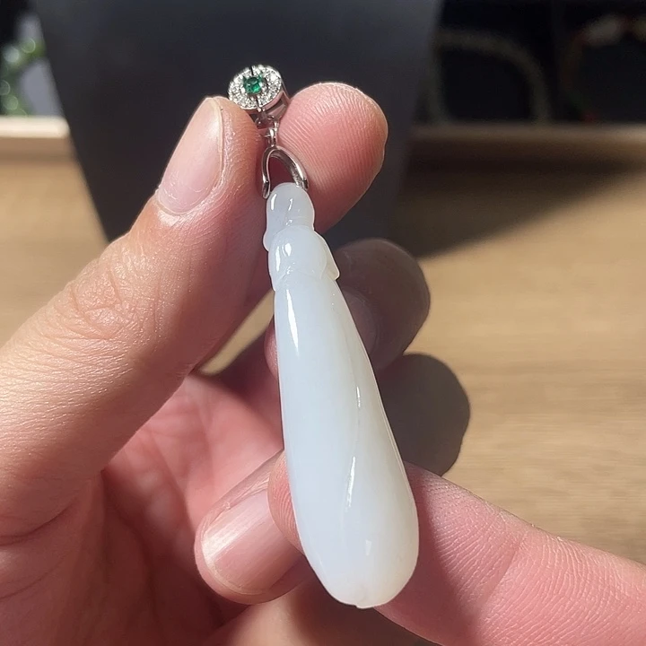 颈饰银S925镶嵌和田玉