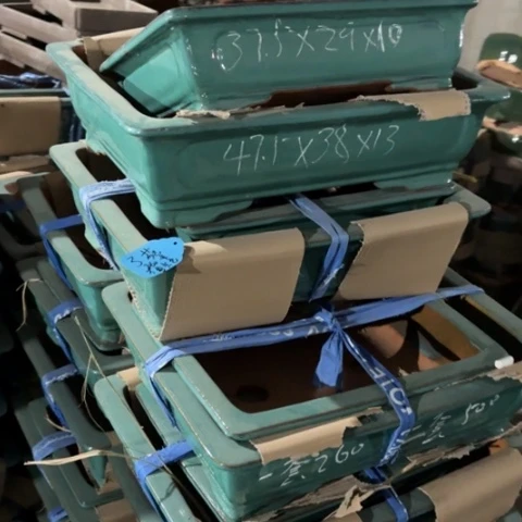 了***苑260-4。  绿，蓝，白。拼色发