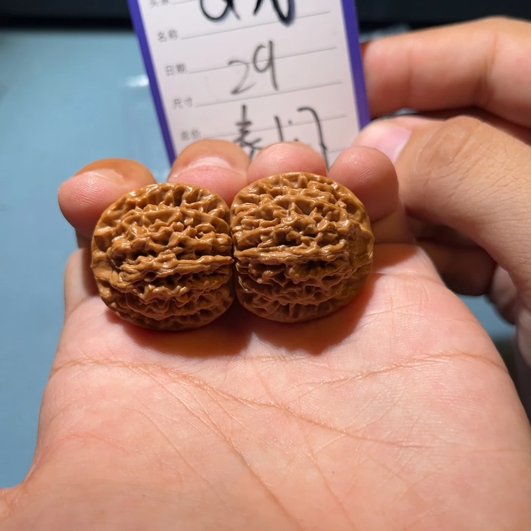 文玩核桃吊坠东*文玩