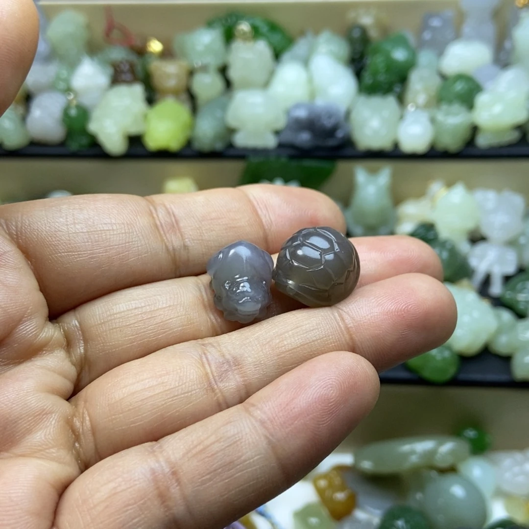 和田玉颈饰未镶嵌v****n