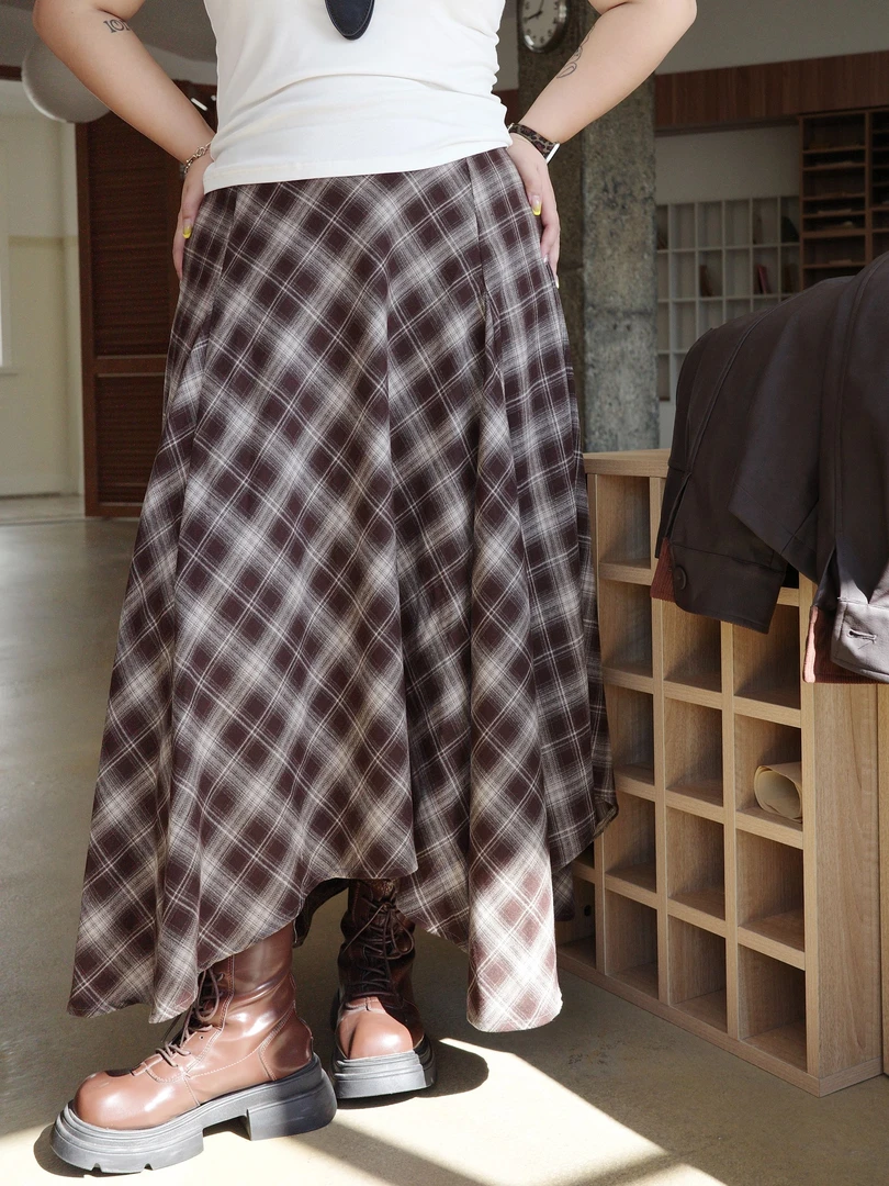 现货！ Nailoo Studio 「松茶可可」多裁片拼接格纹半裙微胖大码
