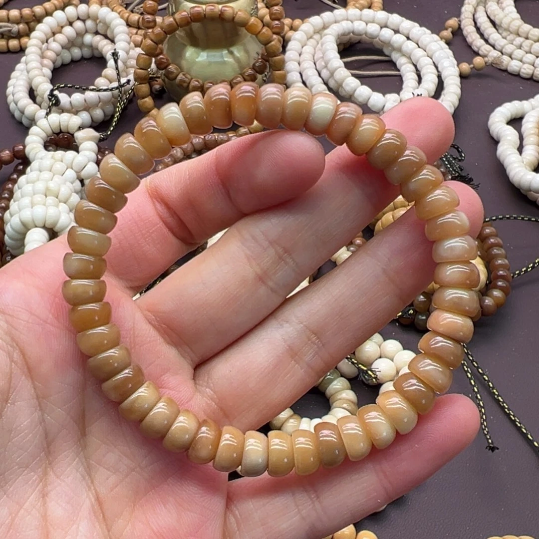 张***饭龙脊菩提吊坠碗肠