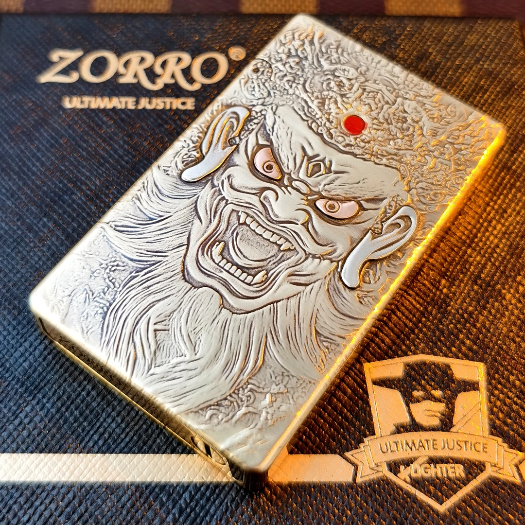 ZORRO佐罗超薄朗声799煤油打火机浮雕镶嵌财神敲门黄铜一体钢音