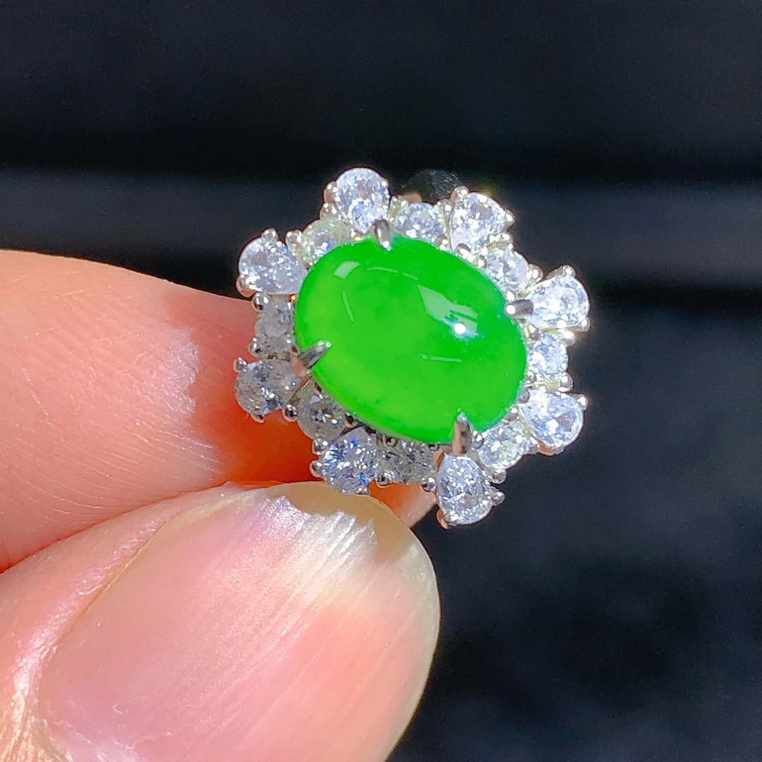 翡翠颈饰银S925镶嵌戒指